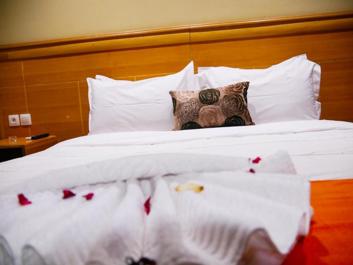 Hotel Golden Flora Béni Mellal Extérieur photo