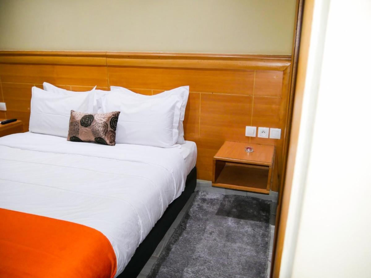 Hotel Golden Flora Béni Mellal Extérieur photo