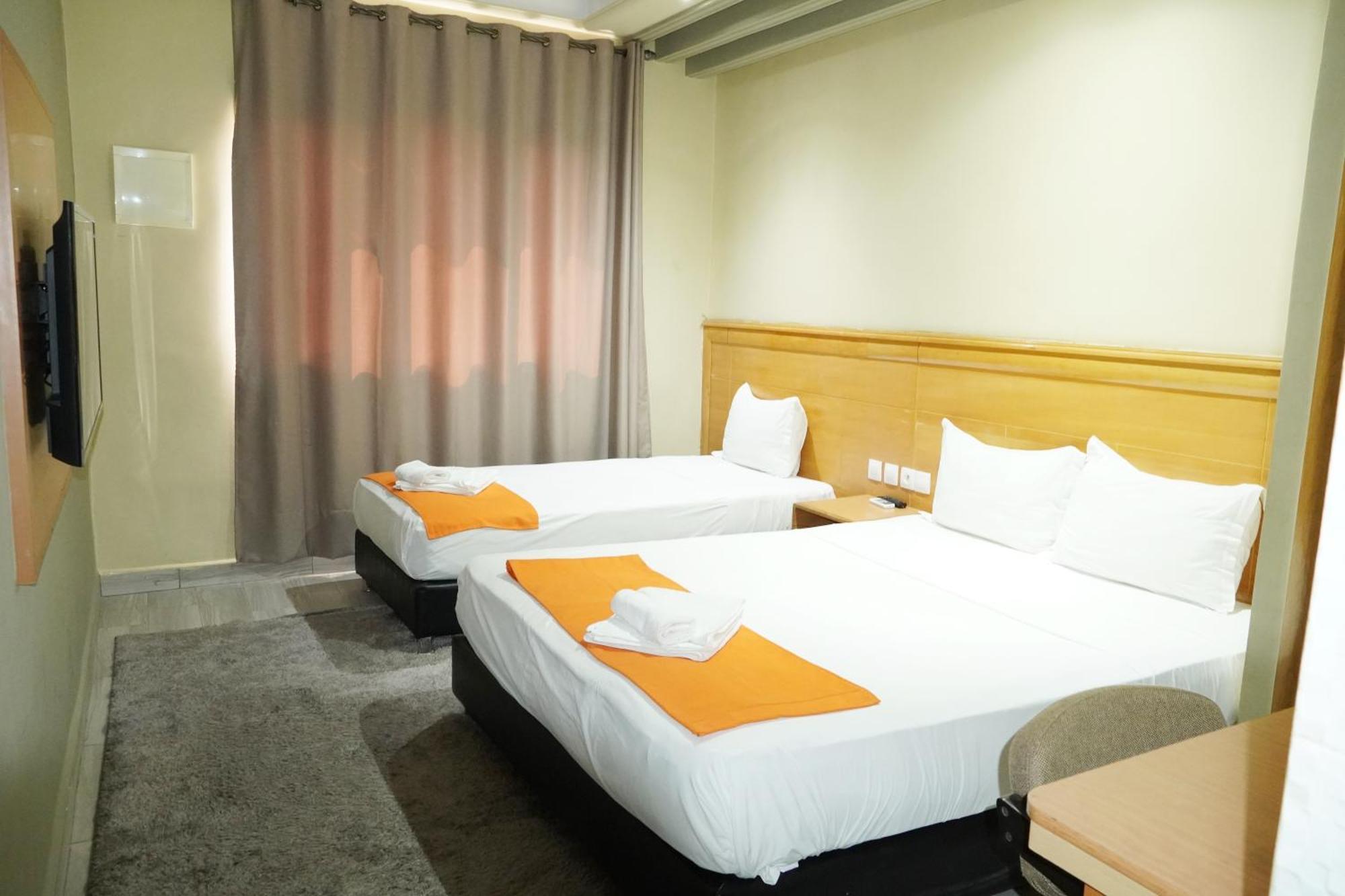 Hotel Golden Flora Béni Mellal Extérieur photo